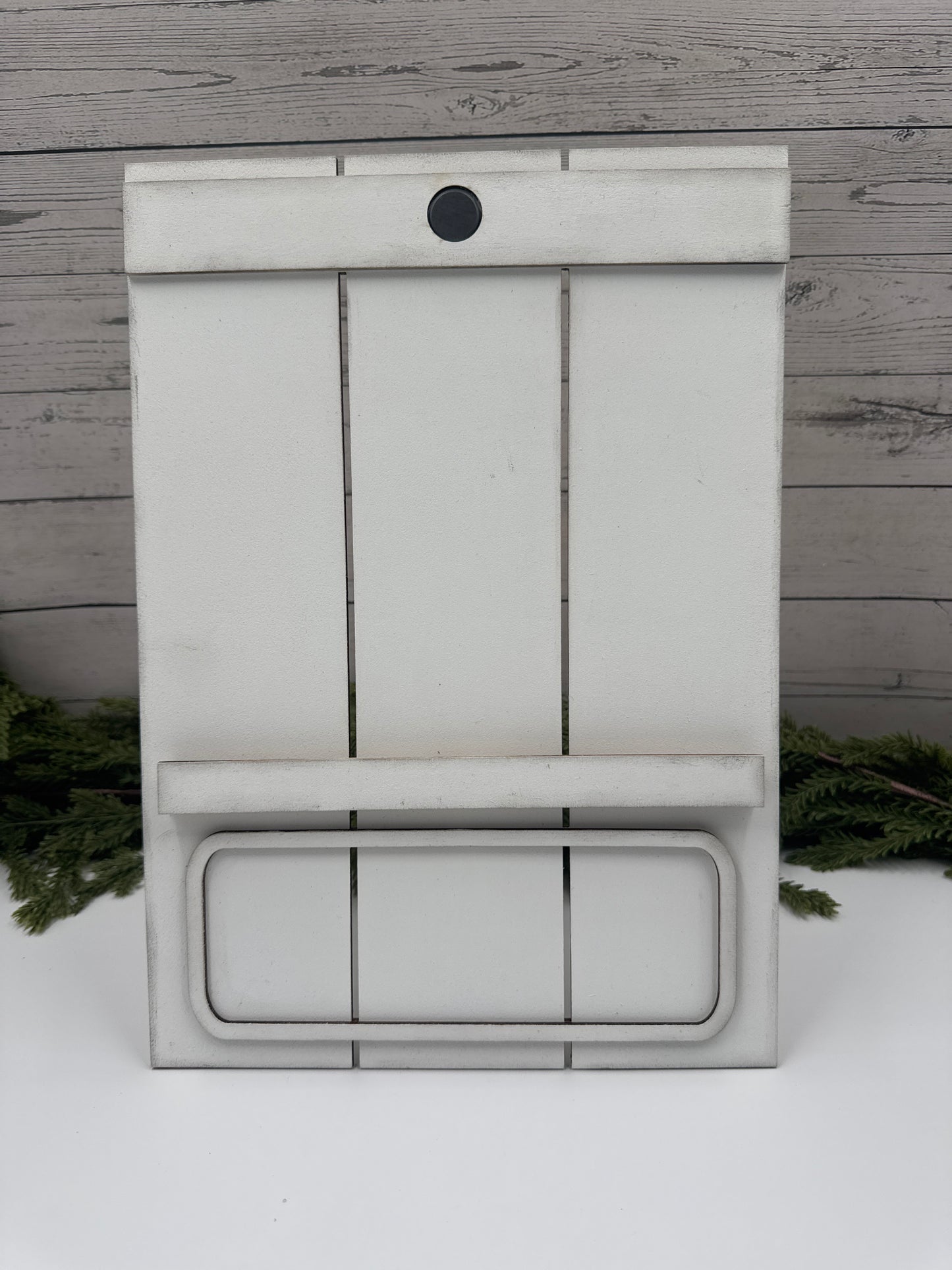 Interchangeable Holiday Sign Holder – Handcrafted Wood Magnetic Display Frame, 9x13 Farmhouse Base for Seasonal Kits