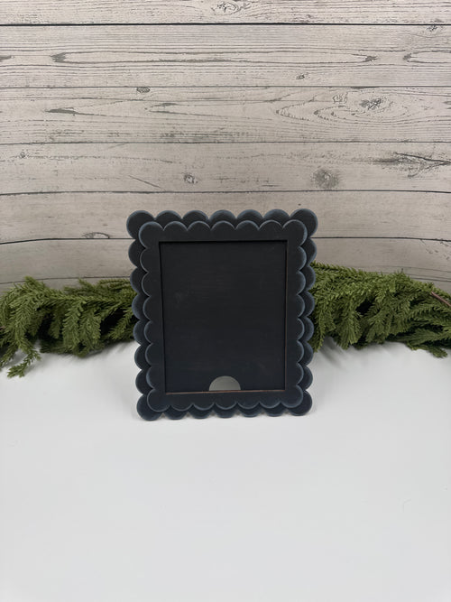 Black Interchangeable Sign Holder – Farmhouse Wooden Frame for Seasonal Inserts